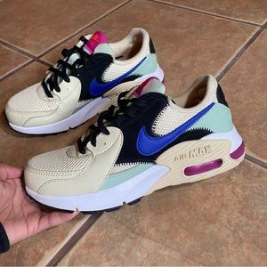 Nike Air Max Excee Women:6.5